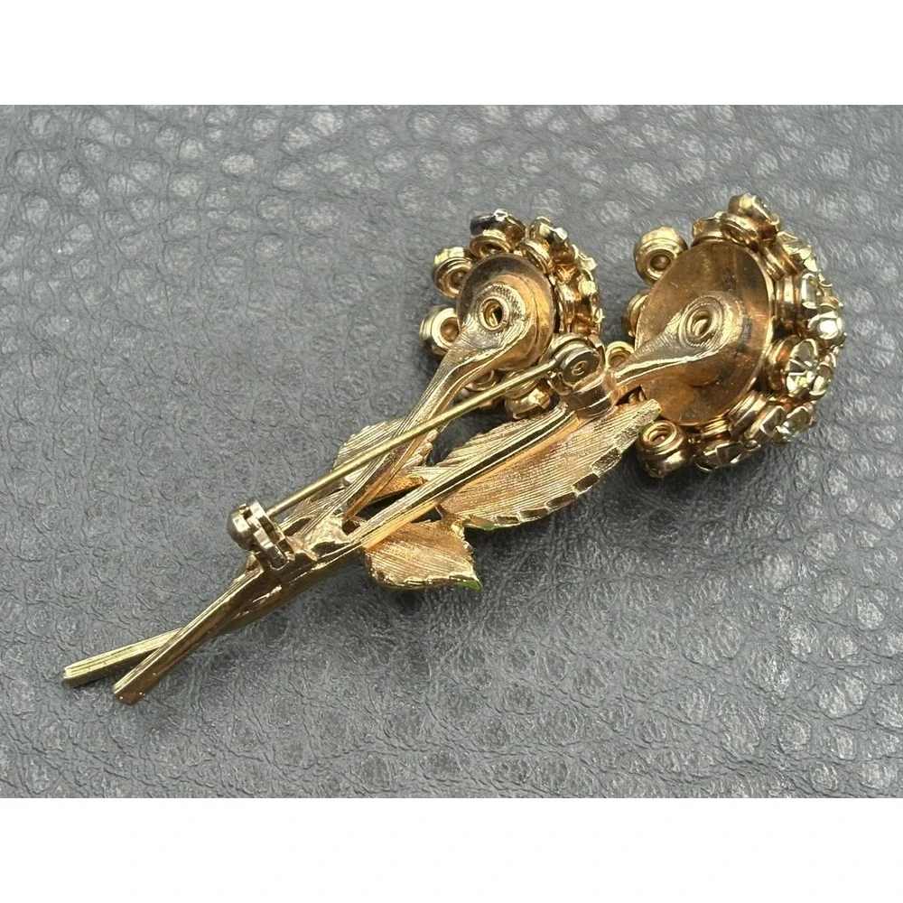 VINTAGE Unsigned Beauty Estate Jonquil Rhinestone Enamel Flower Pin Brooch